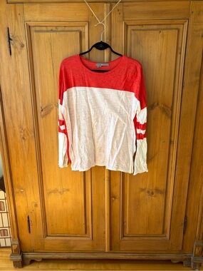360 Sweater Red and White Crewneck Colorblock Pullover